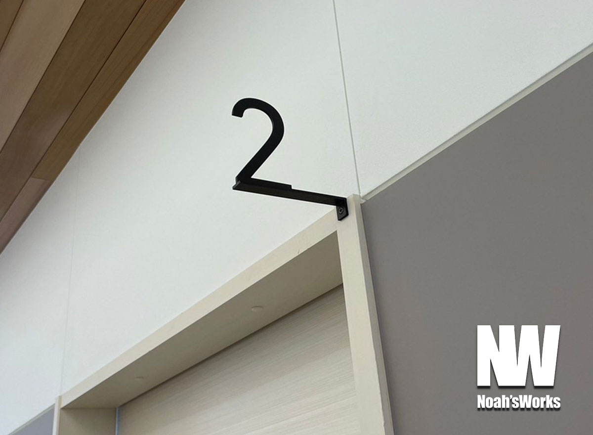 医院・サロン・オフィス別｜空間に合わせたピクトサイン素材と仕上げの選び方